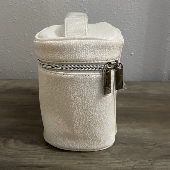 NWOT Obagi Medical White Faux Leather Skincare Bag Zip Top Makeup *NO PRODUCT* - Picture 3 of 6